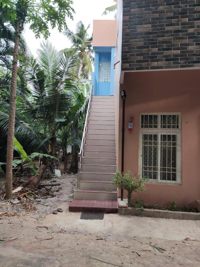 Sri Sai Farm House Pondicherry Exteriör bild